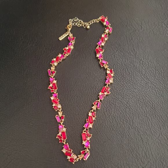 White House Black‎ Market Necklace Gold Tone Red Pink and Clear Crystal Clusters - Picture 4 of 10